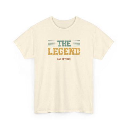 THE LEGEND HAS RETIRED T-Shirt, Abschiedsgeschenk Kollege, Retro Geschenk Ruhestand Mann, humorvolles Rentner Shirt