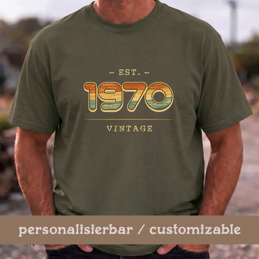 STTU169_MA_Khaki_Personalisierbar_Est1970_Vintage