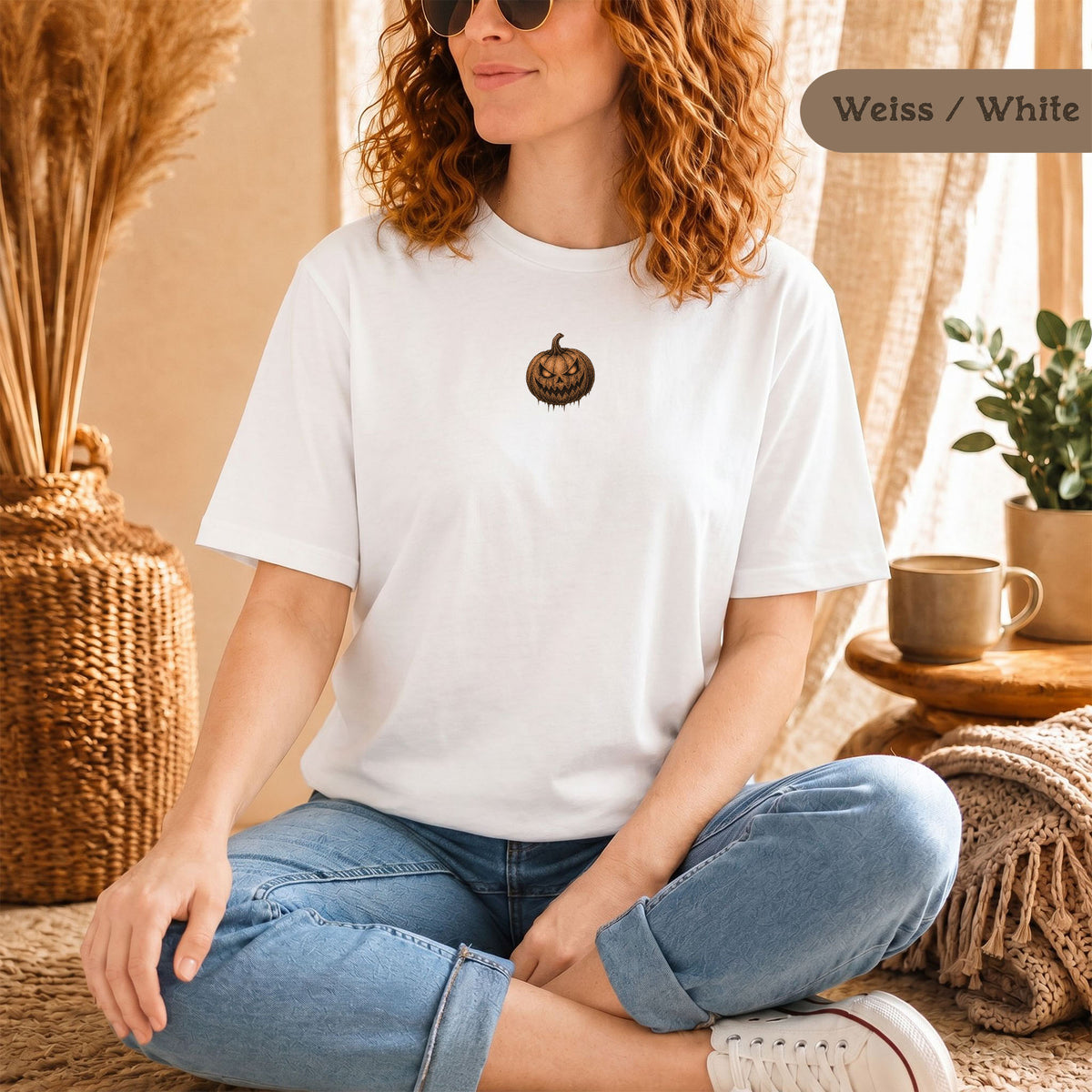 Halloween-Shirt mit kleinem Kürbis-Motiv
